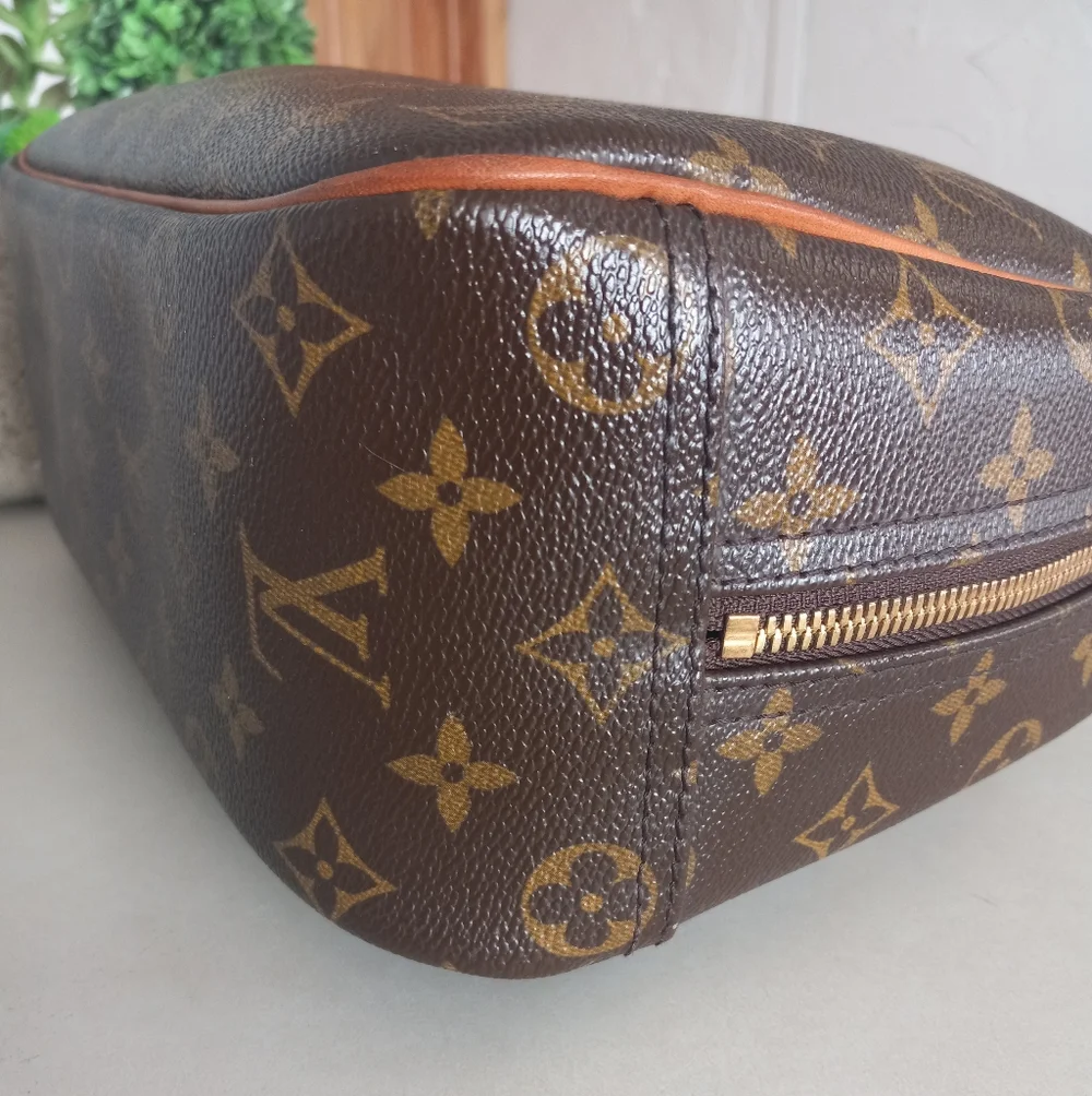 Louis Vuitton Trouville handbag in Brown Monogram Canvas